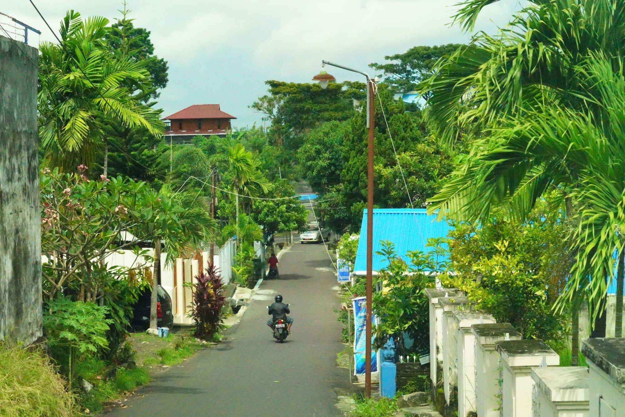 Rumah Kost Maple Winangun Manado Exterior photo